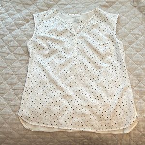 Van Heusen top. White with black polka dots